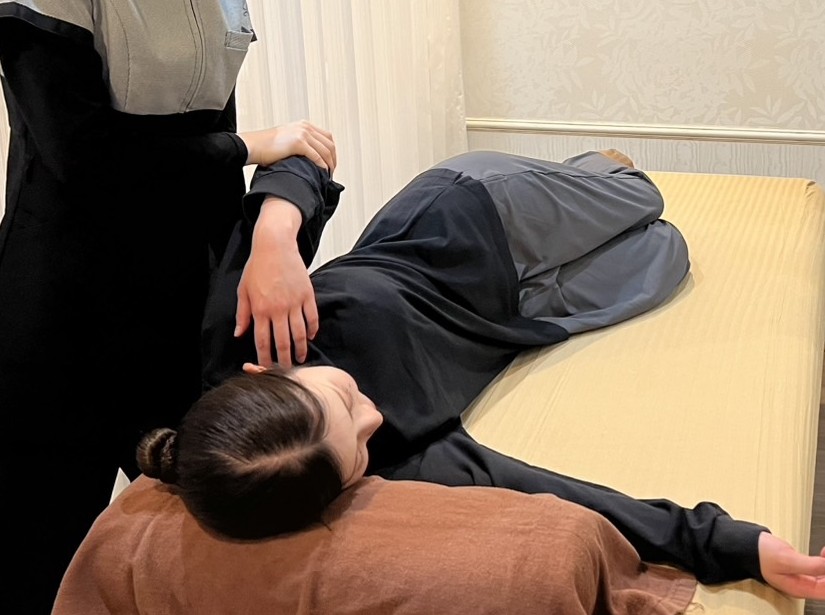 猫背矯正