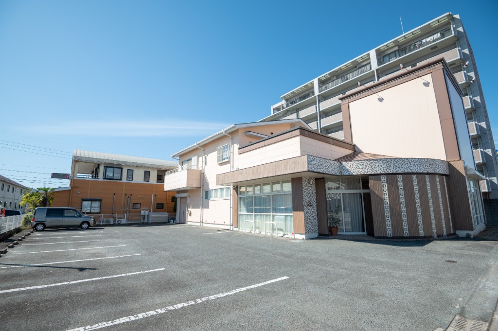 駐車場完備・駅チカで便利